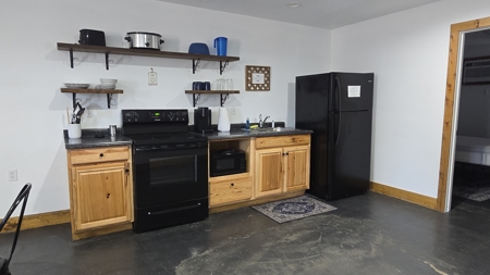 Income Producing Investment Property with Storage & Rental Units - image 22