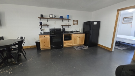 Income Producing Investment Property with Storage & Rental Units - image 36