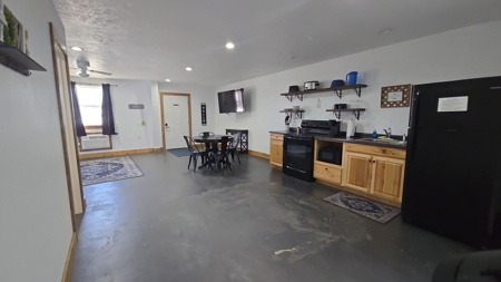 Income Producing Investment Property with Storage & Rental Units - image 30