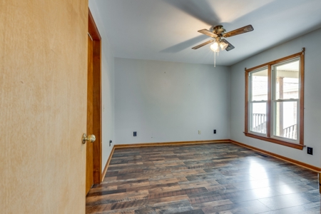 Country Home for Sale in Maury County, Tennessee - image 18