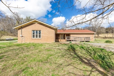 Country Home for Sale in Maury County, Tennessee - image 1