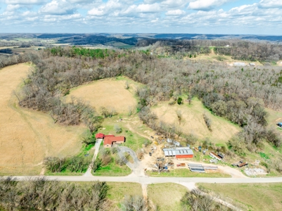 Country Home for Sale in Maury County, Tennessee - image 36
