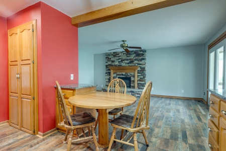 Country Home for Sale in Maury County, Tennessee - image 9