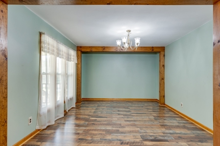 Country Home for Sale in Maury County, Tennessee - image 10