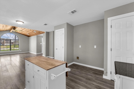 Freshly Renovated Home: 308 S Herman St. Mexia, Texas - image 12