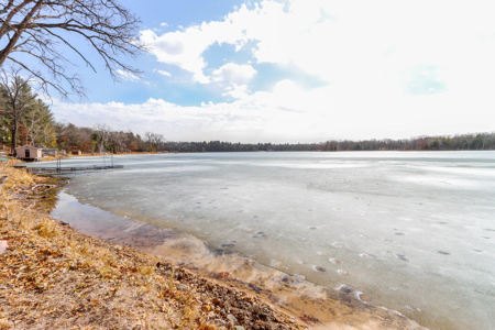 Twin Lake Waterfront Home for Sale in Waupaca, Wisconsin - image 36