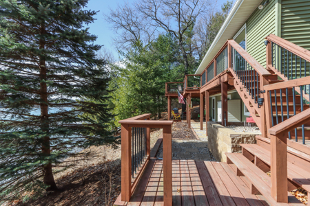 Twin Lake Waterfront Home for Sale in Waupaca, Wisconsin - image 37