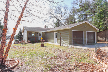Twin Lake Waterfront Home for Sale in Waupaca, Wisconsin - image 5