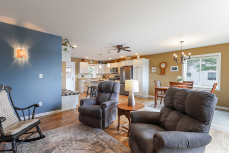 Twin Lake Waterfront Home for Sale in Waupaca, Wisconsin - image 17