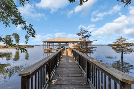 East TX Lakefront Property for Sale with Boathouse near Tyler TX - image 15