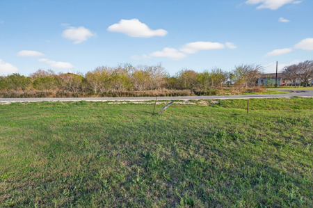 Corner Lot Near Copano Bay Boat Ramps in Bayside TX - image 4