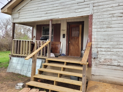 Investor Special, Fixer Upper, Paris, Lamar County, NE TX - image 4