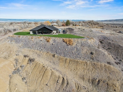 Contemporary Ranch with Sweeping San Juan Views in Montrose, CO - image 33