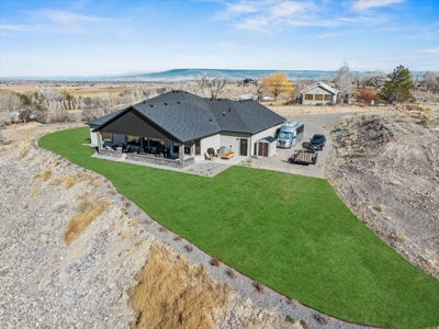 Contemporary Ranch with Sweeping San Juan Views in Montrose, CO - image 3