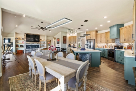 Contemporary Ranch with Sweeping San Juan Views in Montrose, CO - image 15
