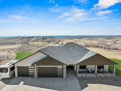 Contemporary Ranch with Sweeping San Juan Views in Montrose, CO - image 1
