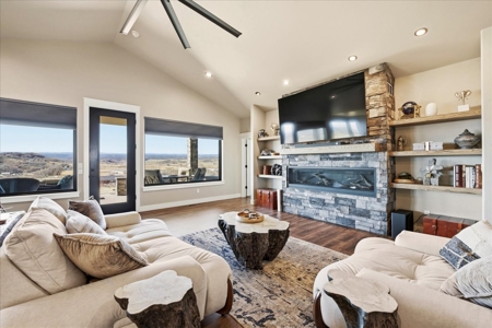 Contemporary Ranch with Sweeping San Juan Views in Montrose, CO - image 9