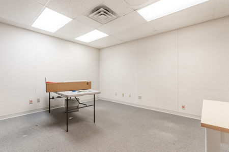 Commercial Building for Sale in Downtown Clinton Oklahoma - image 23