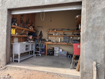 Unique Off-Grid survivalist home on 10 Acres in Salome, Arizona - image 41
