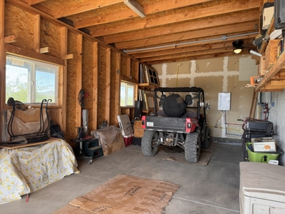 Unique Off-Grid survivalist home on 10 Acres in Salome, Arizona - image 25