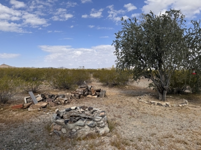 Unique Off-Grid survivalist home on 10 Acres in Salome, Arizona - image 36