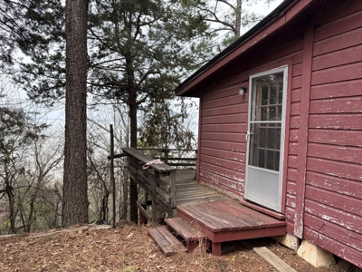 Four Hilltop Cabins Overlooking Millwood Lake With Two Boat Sheds - image 5
