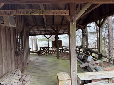 Four Hilltop Cabins Overlooking Millwood Lake With Two Boat Sheds - image 3