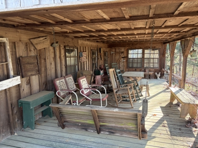 Four Hilltop Cabins Overlooking Millwood Lake With Two Boat Sheds - image 14