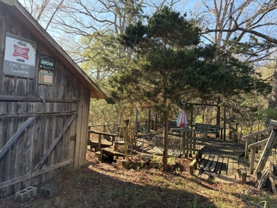 Four Hilltop Cabins Overlooking Millwood Lake With Two Boat Sheds - image 12