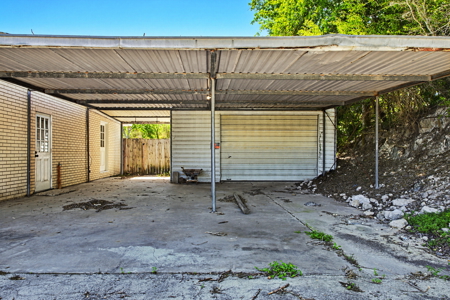 Lake Area Investment Opportunity | Hilltop Views + Workshop - image 10