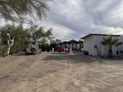 Quartzsite Gem: Two Homes, RV Hookups & Garage on 1/2 Acre - image 18