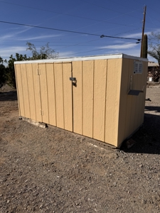 Quartzsite Gem: Two Homes, RV Hookups & Garage on 1/2 Acre - image 35