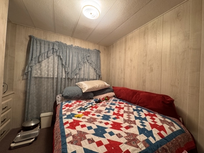 Quartzsite Gem: Two Homes, RV Hookups & Garage on 1/2 Acre - image 10