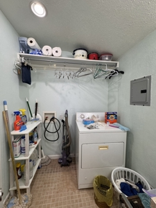 Quartzsite Gem: Two Homes, RV Hookups & Garage on 1/2 Acre - image 30