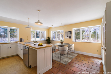 Rare 13-acre Bangor Estate with Guest House - image 4