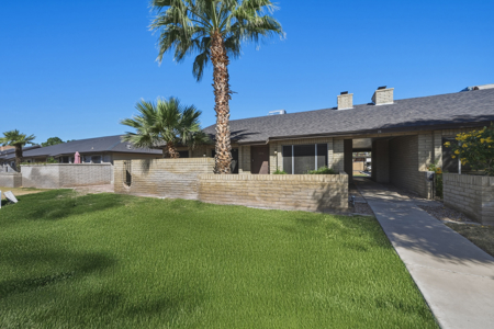 Condo for Sale in Tempe, AZ near Arizona State University - image 2
