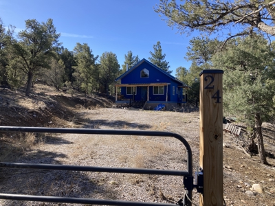 Great Newer Construction Near Chama and Tierra Amarilla - image 2