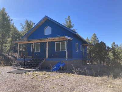 Great Newer Construction Near Chama and Tierra Amarilla - image 3