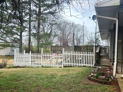 Large Country Home Ash Flat AR for Sale - image 9