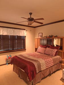 Luxury Country Home on 5.71 acres mol - image 10