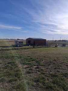 Luxury Country Home on 5.71 acres mol - image 34
