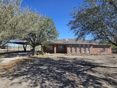 Country Home on 5 acres/Investment Oppurtunity - image 2