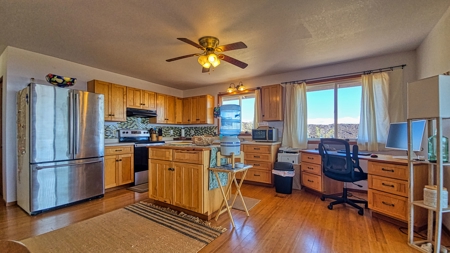 Turn‑Key Kula Kai Gated Home with Coastline Views on Hawaiʻi - image 38