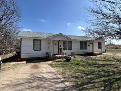 Investment Property For Sale in Mangum, Greer County, Oklahoma - image 3