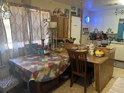 Investment Property For Sale in Mangum, Greer County, Oklahoma - image 12