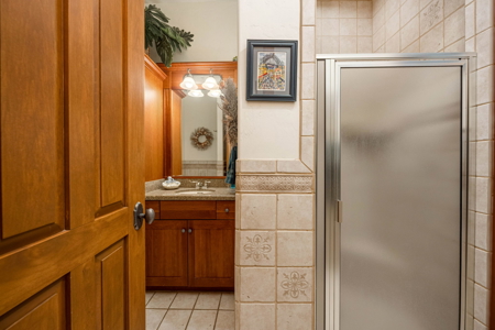 Custom-Built Luxury Home for Sale in Las Cruces, NM - image 28