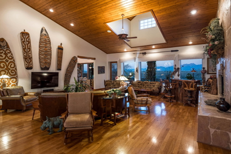 Custom-Built Luxury Home for Sale in Las Cruces, NM - image 4