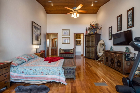 Custom-Built Luxury Home for Sale in Las Cruces, NM - image 18