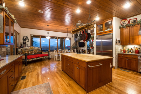 Custom-Built Luxury Home for Sale in Las Cruces, NM - image 15