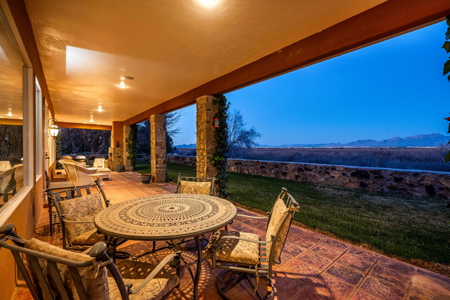 Custom-Built Luxury Home for Sale in Las Cruces, NM - image 35